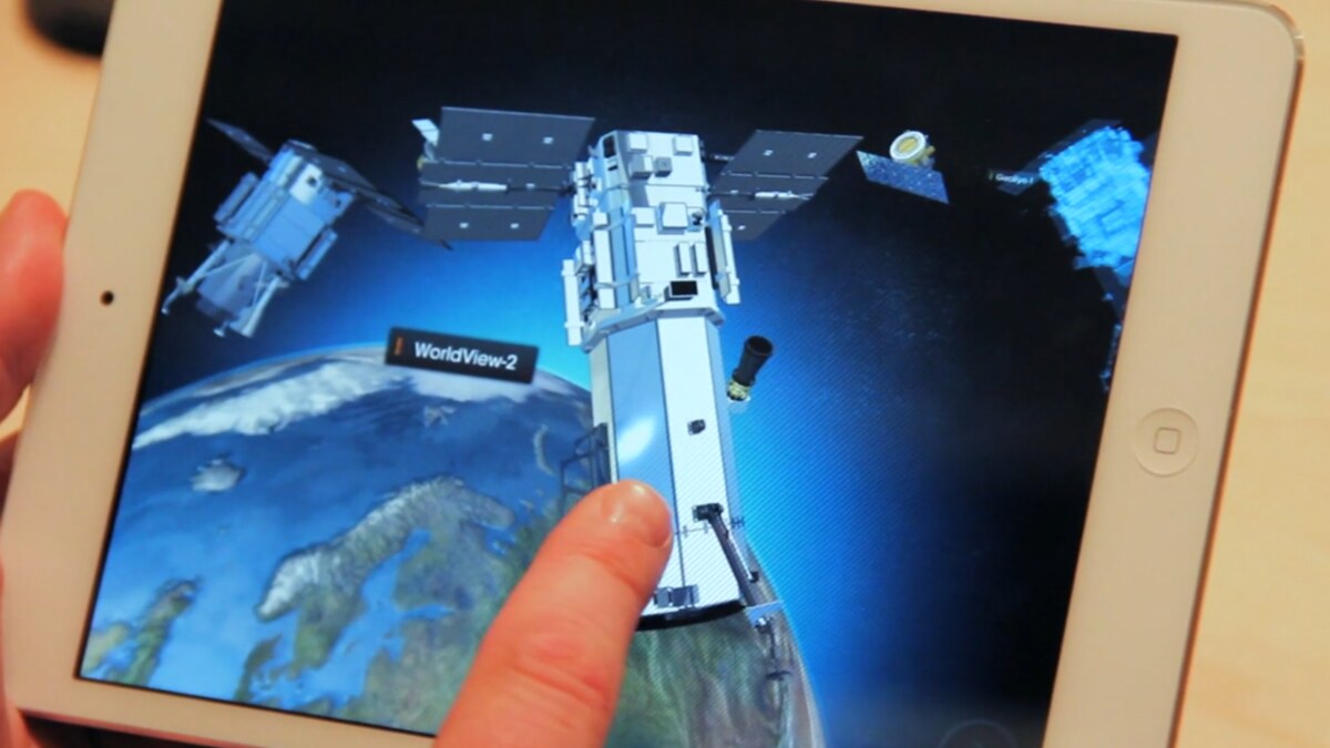 Digital Globe iPad App gallery image